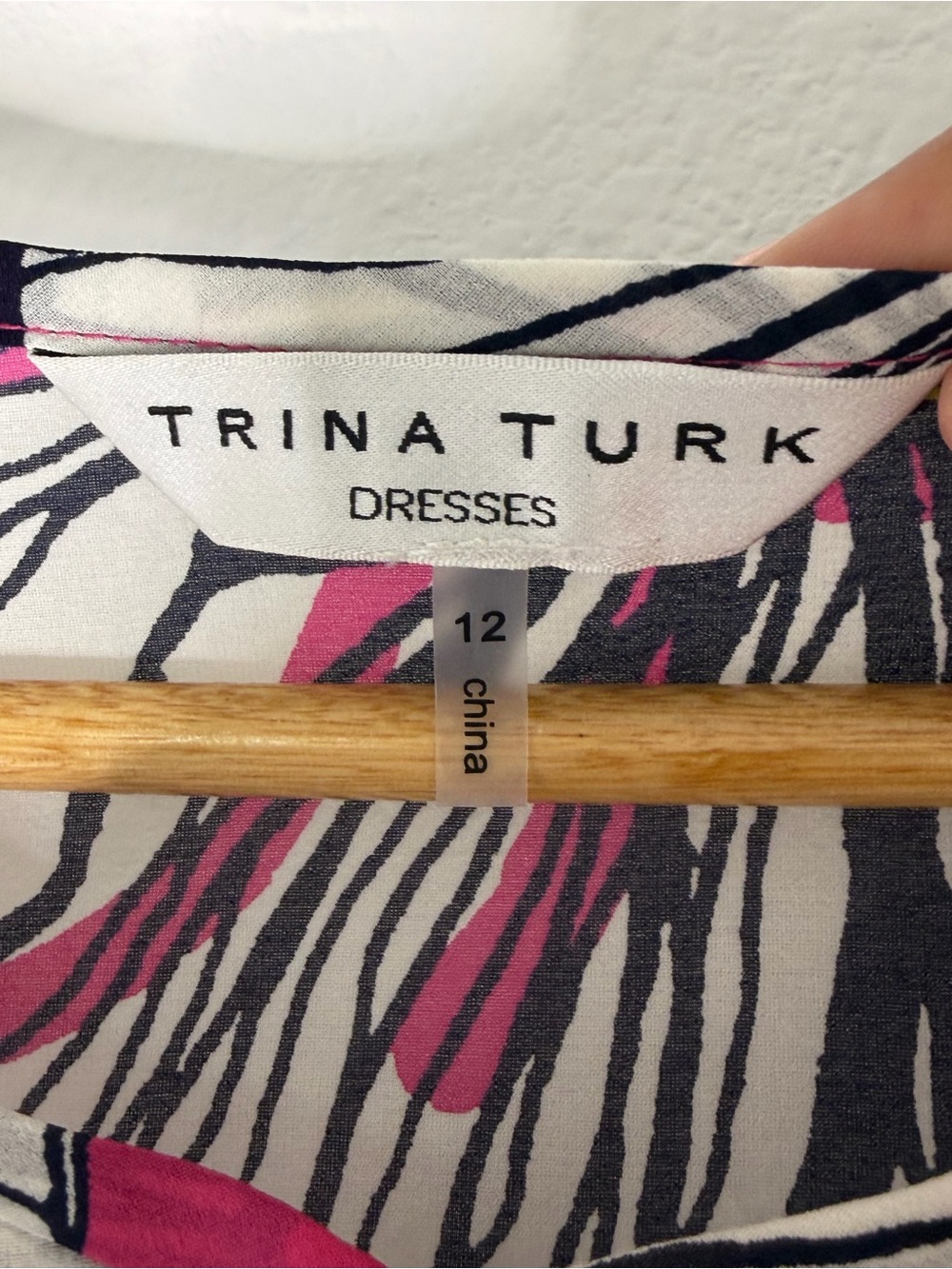 Trina Turk Pink Floral Print 98% Silk Blend Dress Sz 12 - Picture 7 of 12